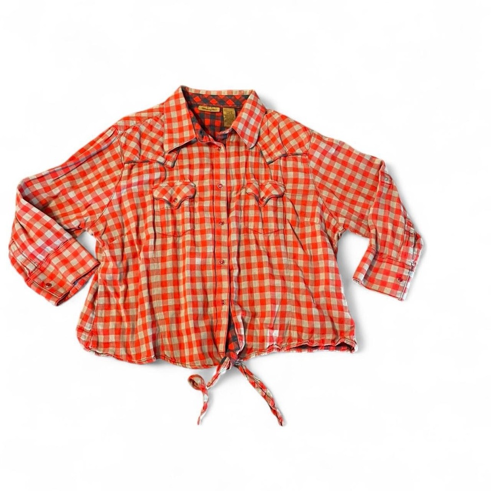 Wrangler Tie-Front Cropped Button-Up Shirt